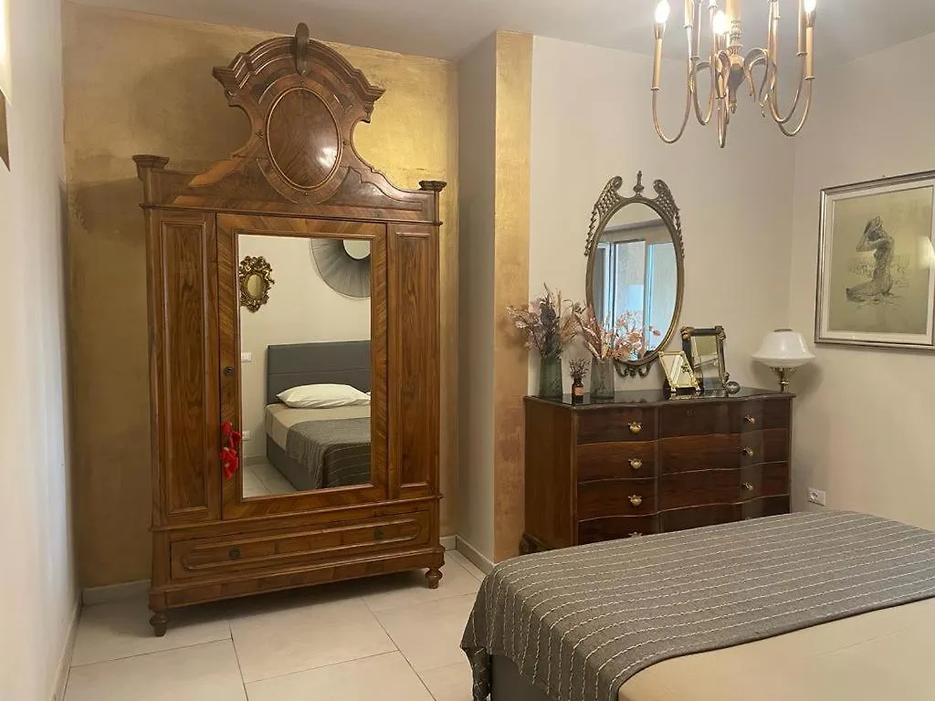Holiday home Dimora Farei Villa Barcuzzi