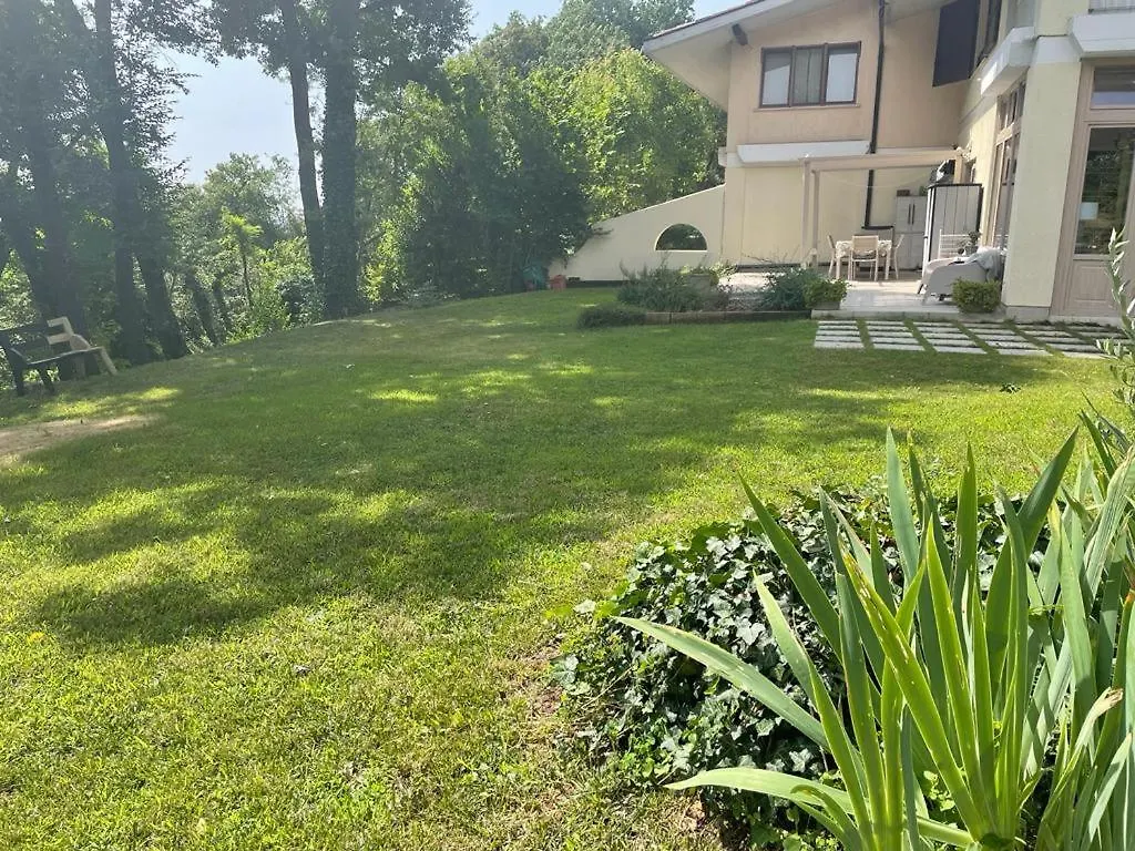 Holiday home Dimora Farei Villa Barcuzzi
